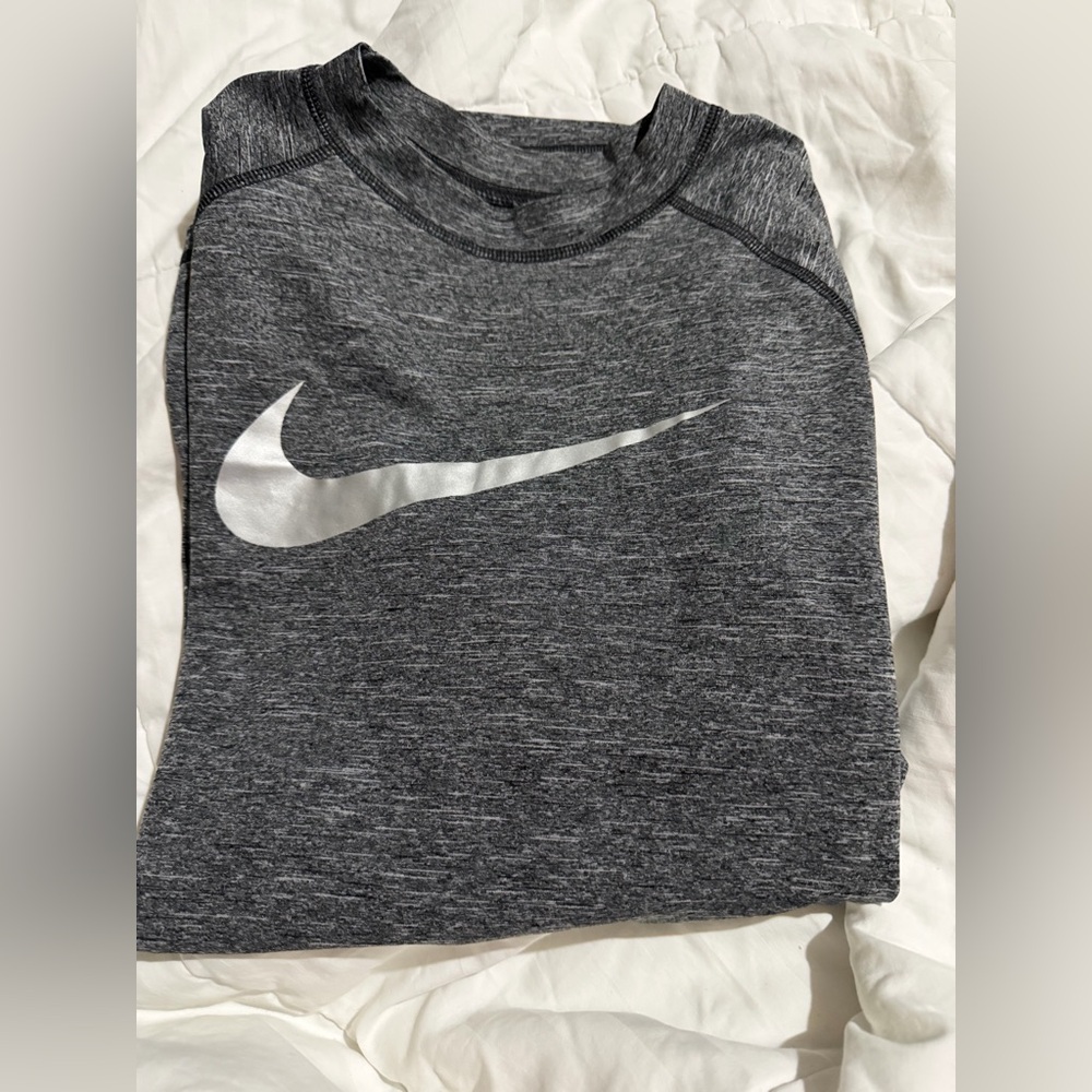 Nike Dri-FIT Charcoal t-shirt